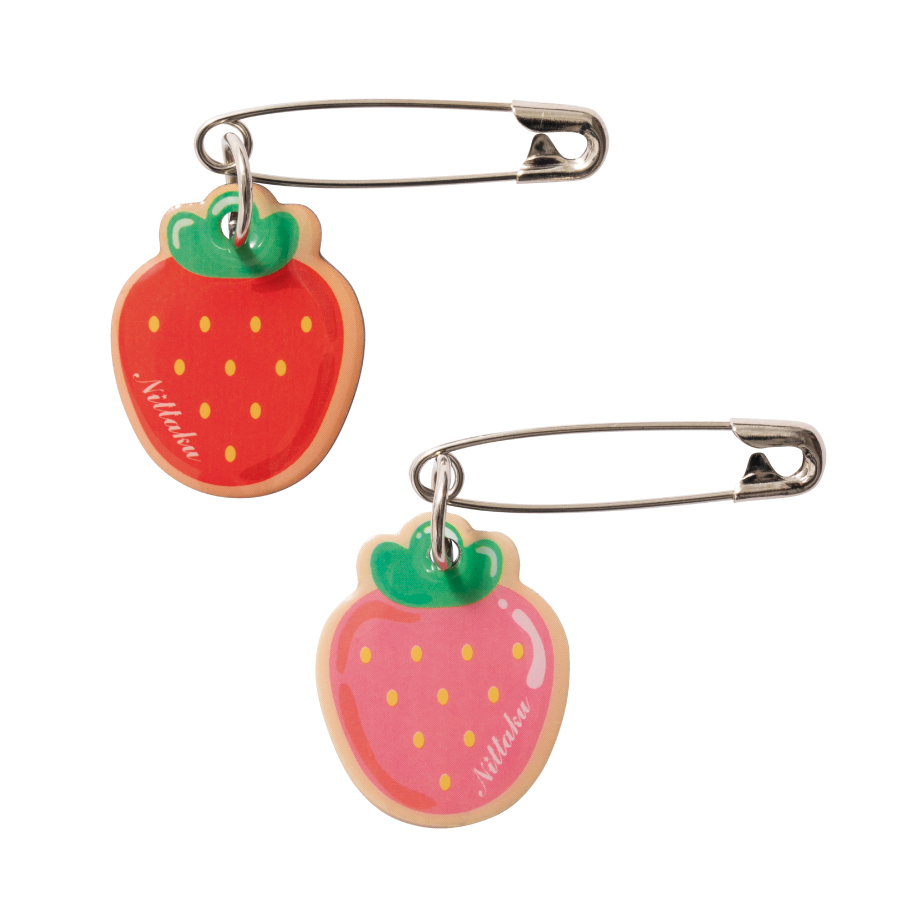 SAFETY PINS STRAWBERRY